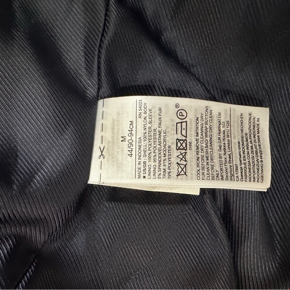 Banana Republic Rose Pattern Camo Jacket w/ Removable Collar - Size M - Picture 3 of 12